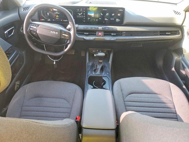 2025 KIA K4 EX 8