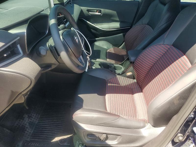 2026 TOYOTA COROLLA XSE 7