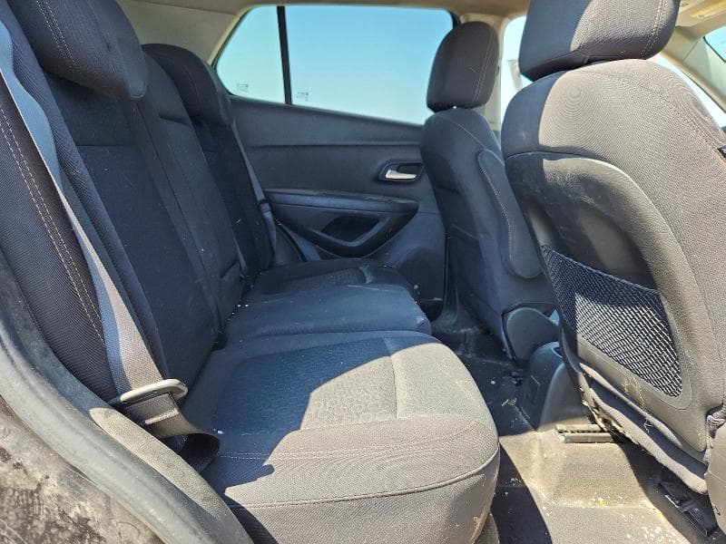 2020 CHEVROLET TRAX LS 10
