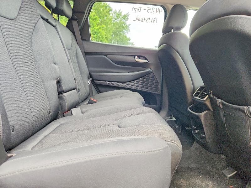 2019 HYUNDAI SANTA FE SE 11