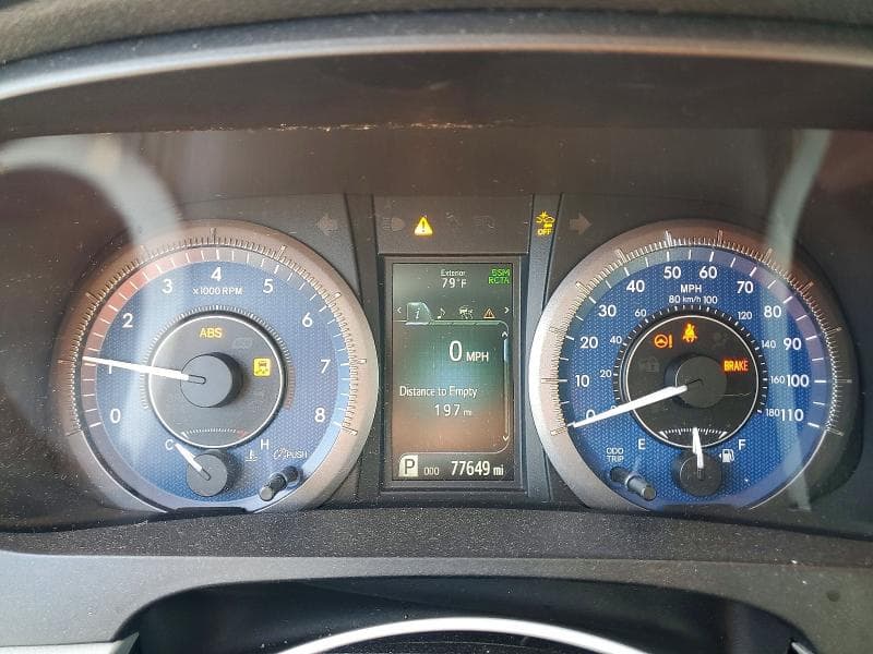 2019 TOYOTA SIENNA XLE 7-PASSENGER 9