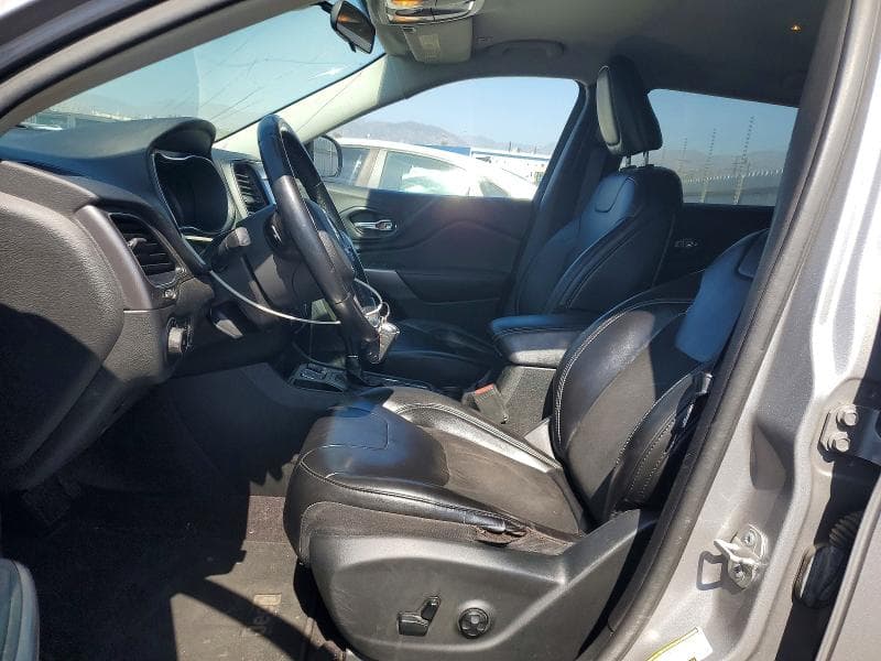 2019 JEEP CHEROKEE LATITUDE PLUS 7