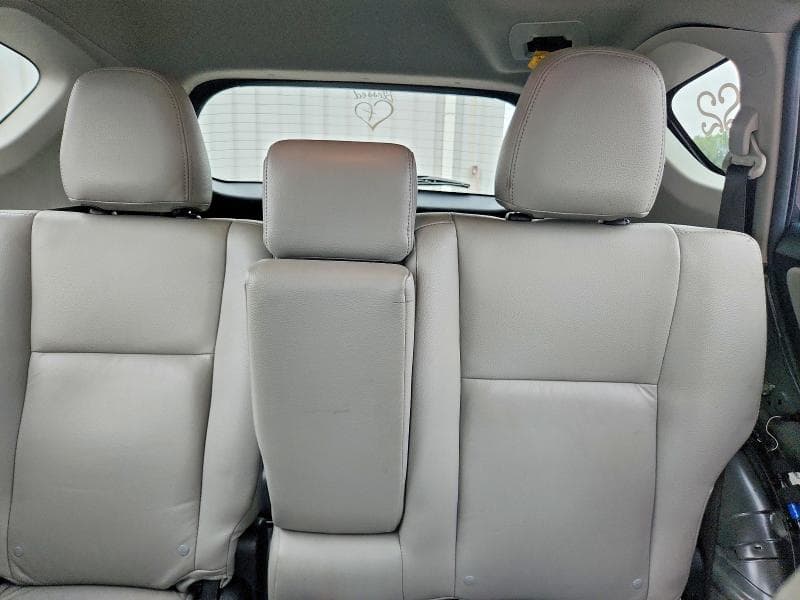 2017 TOYOTA RAV4 XLE 10