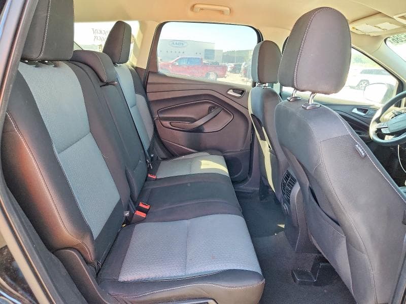 2017 FORD ESCAPE SE 11
