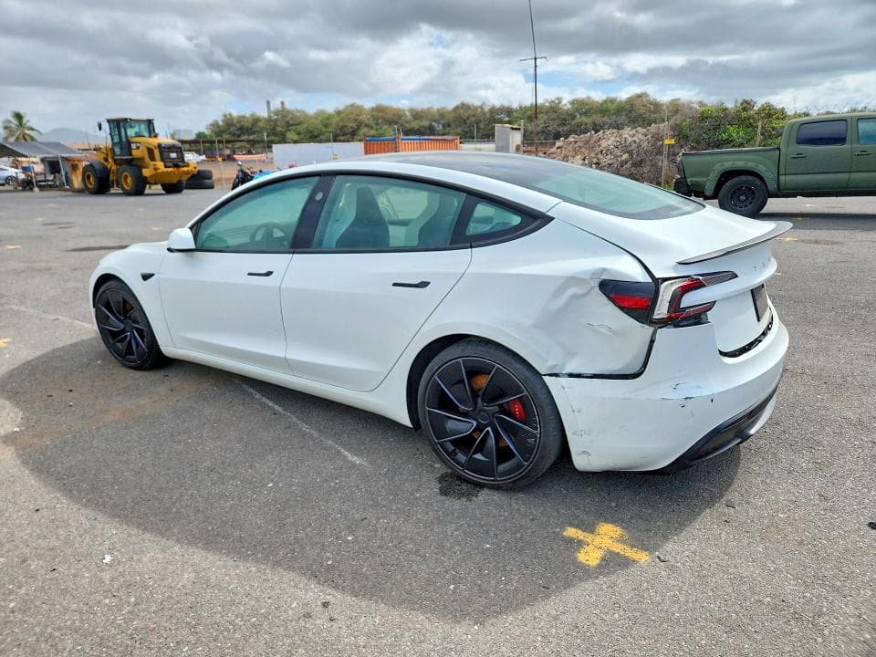 2024 TESLA MODEL 3 2