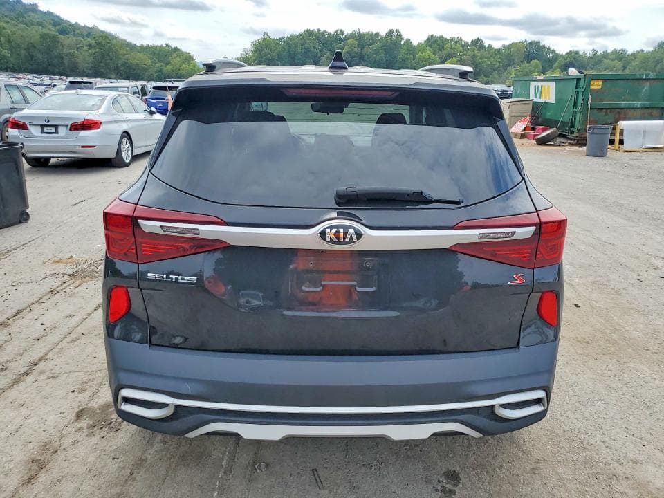 2021 KIA SELTOS S 6