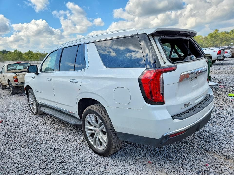 2021 GMC YUKON SLT 2