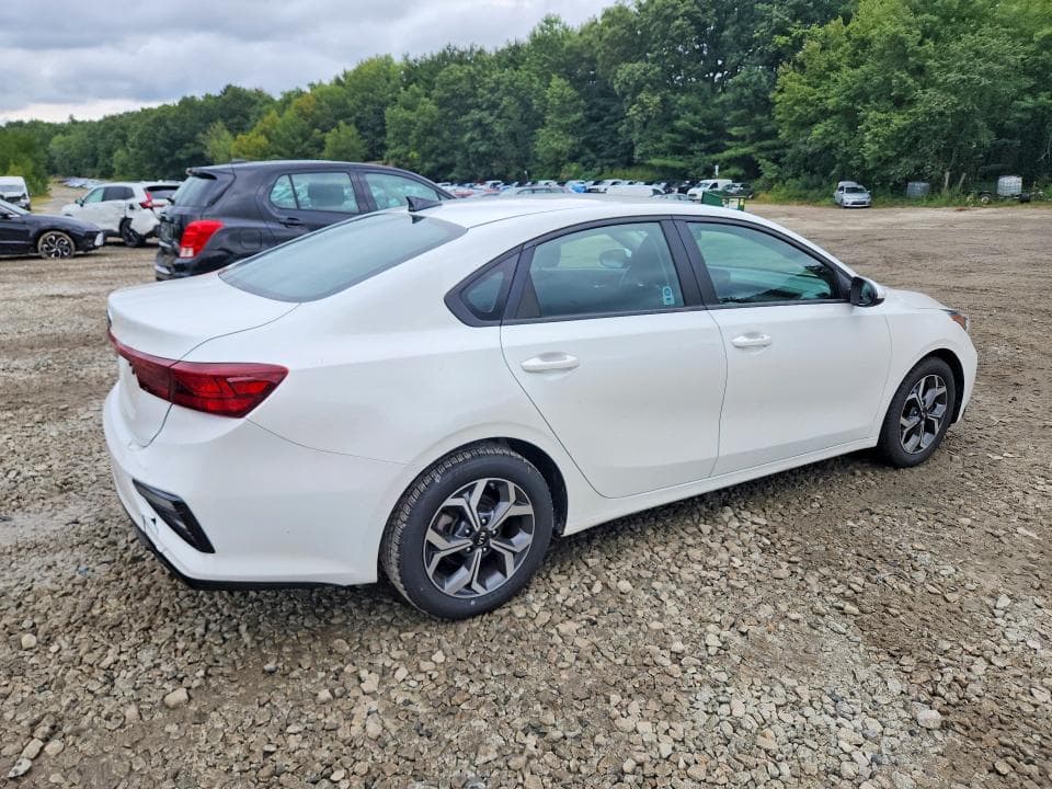 2021 KIA FORTE LXS 3