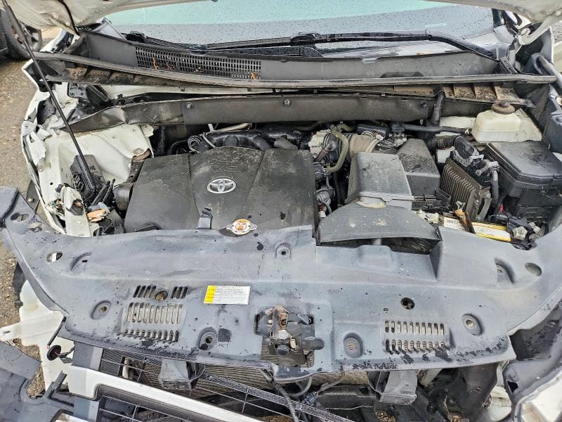 2019 TOYOTA HIGHLANDER XLE 11
