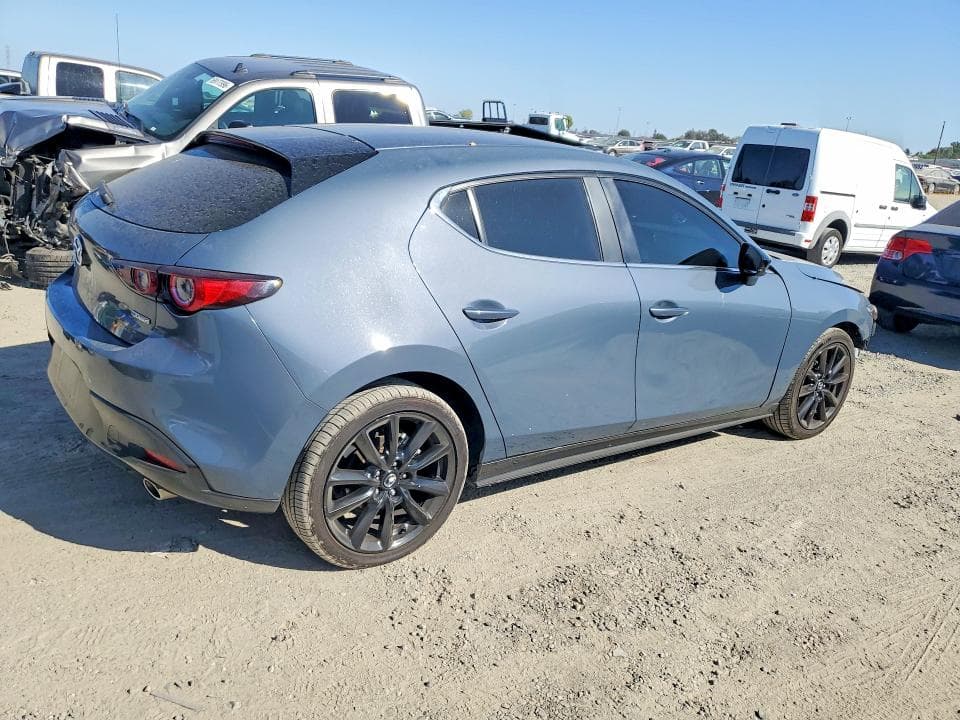 2025 MAZDA 3 PREFERRED 3