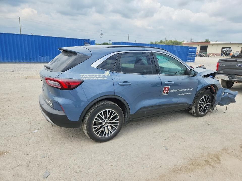 2024 FORD ESCAPE 3
