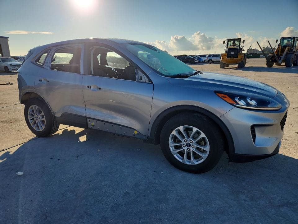 2022 FORD ESCAPE S 4