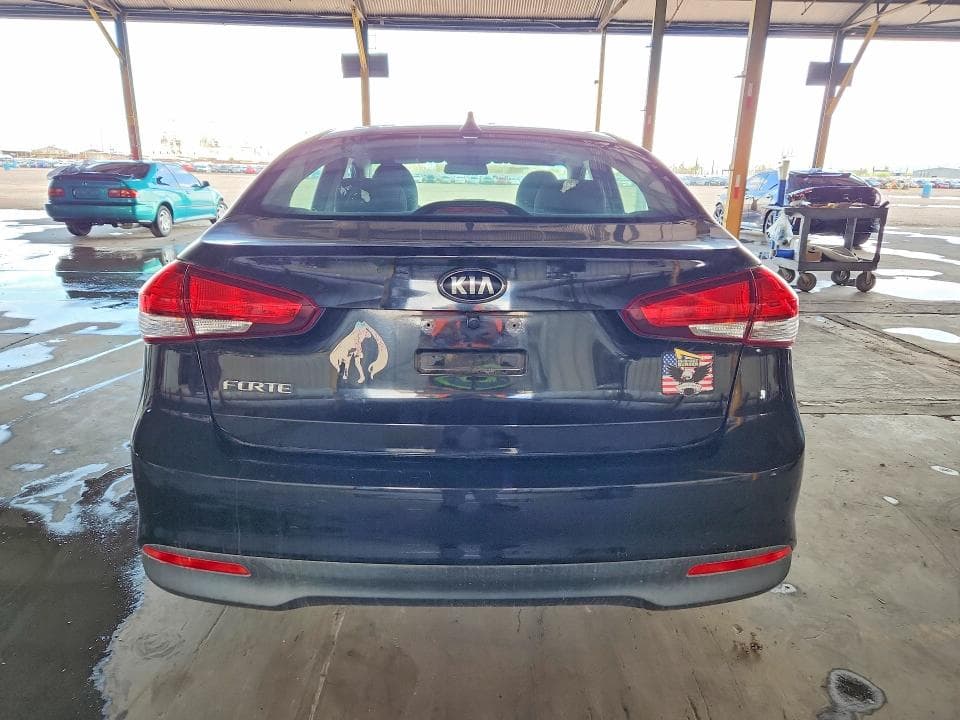 2017 KIA FORTE LX 6