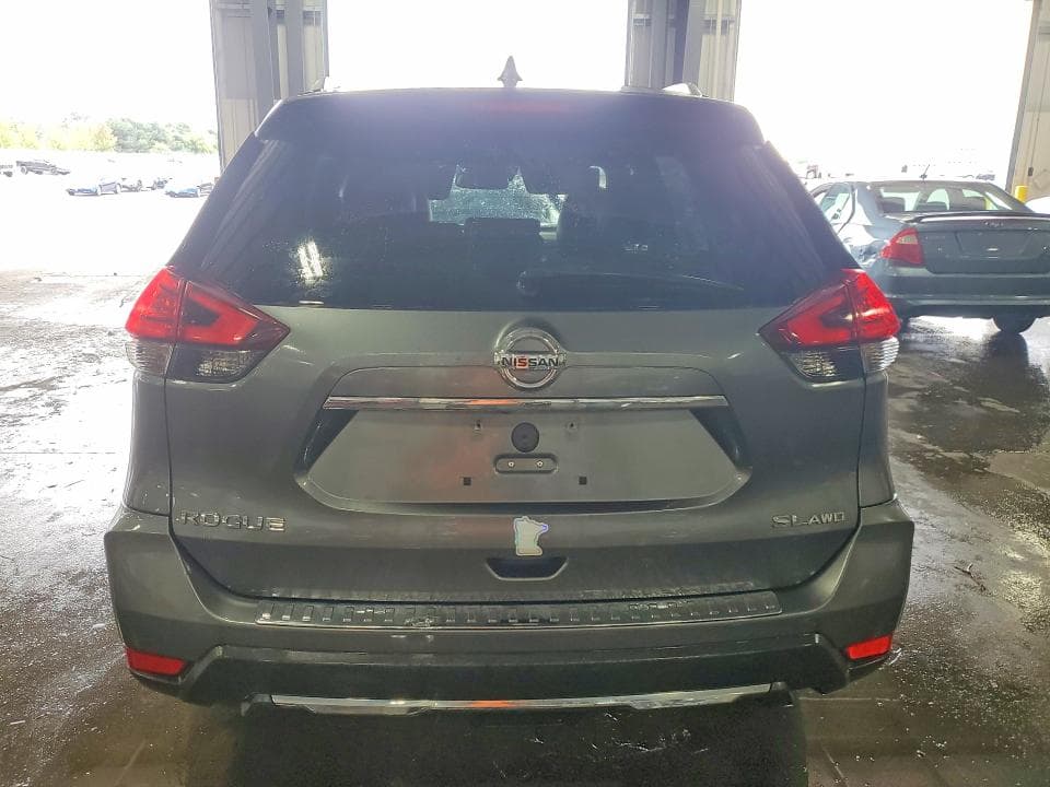 2017 NISSAN ROGUE SL 6