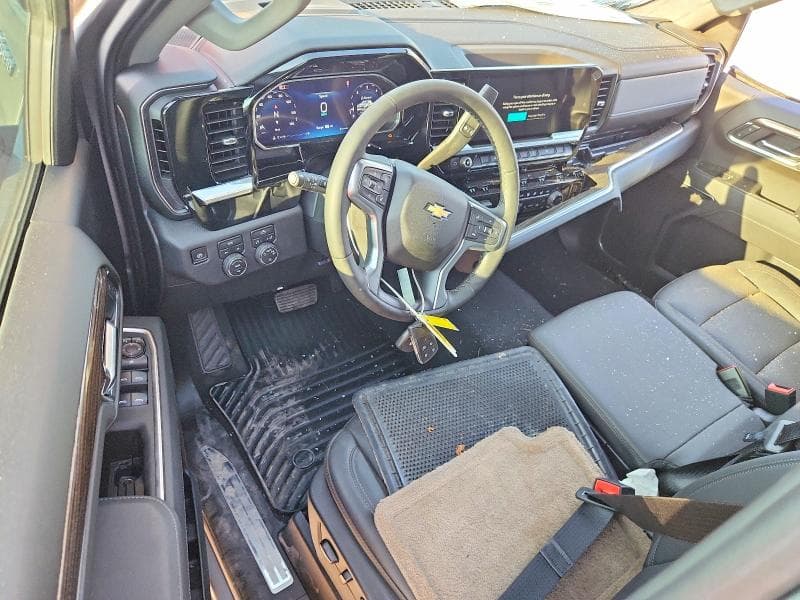 2026 CHEVROLET SILVERADO K1500 LT 8