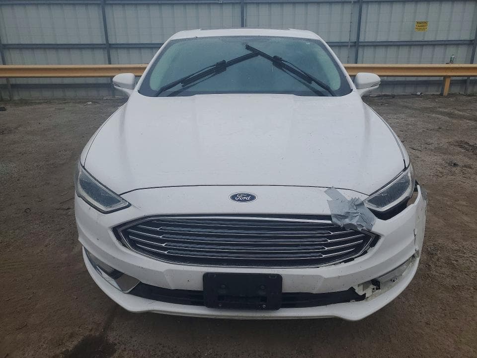 2017 FORD FUSION SE 5