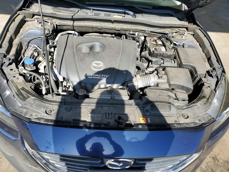 2018 MAZDA 3 TOURING 11