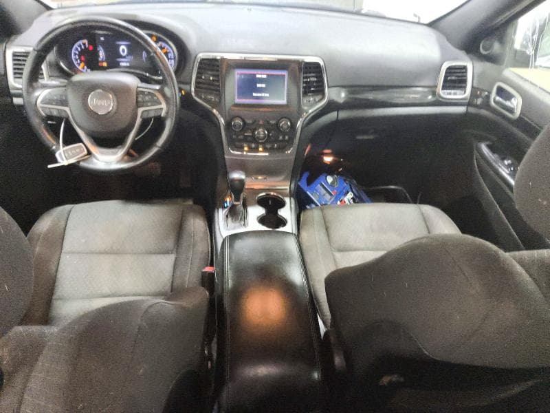 2020 JEEP GRAND CHEROKEE LAREDO 8