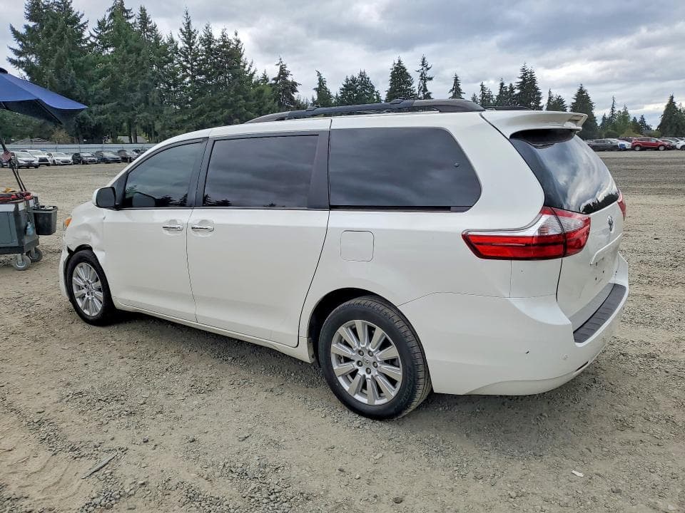 2017 TOYOTA SIENNA XLE 7-PASSENGER 2