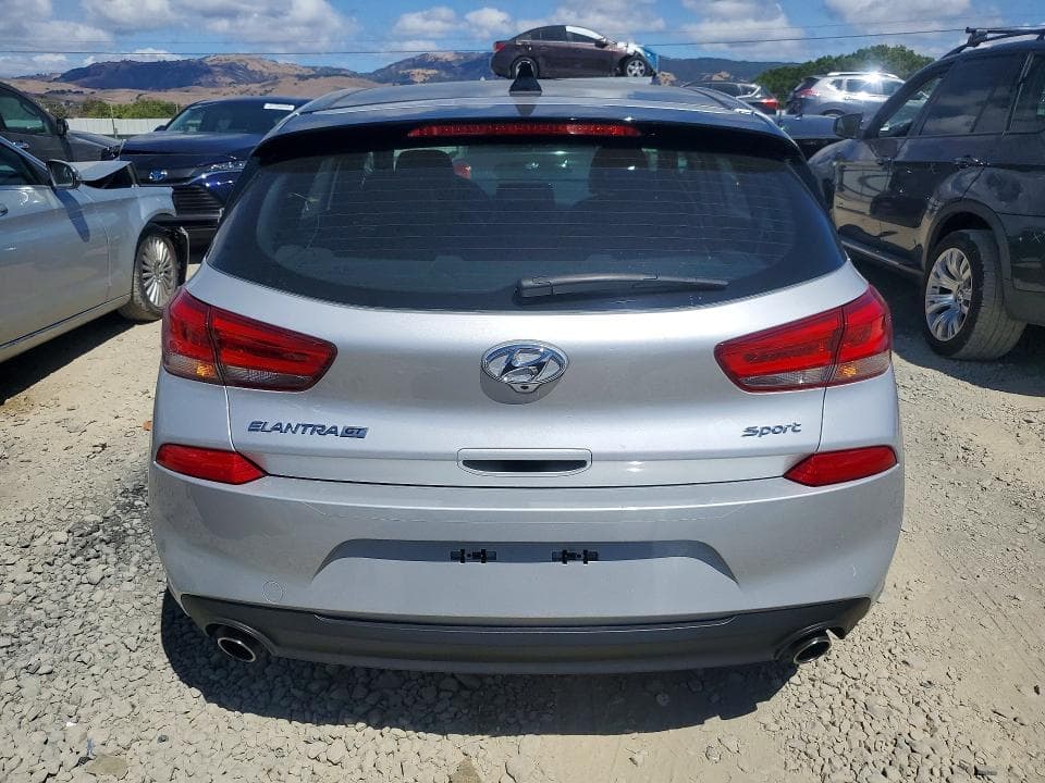2018 HYUNDAI ELANTRA GT SPORT 6