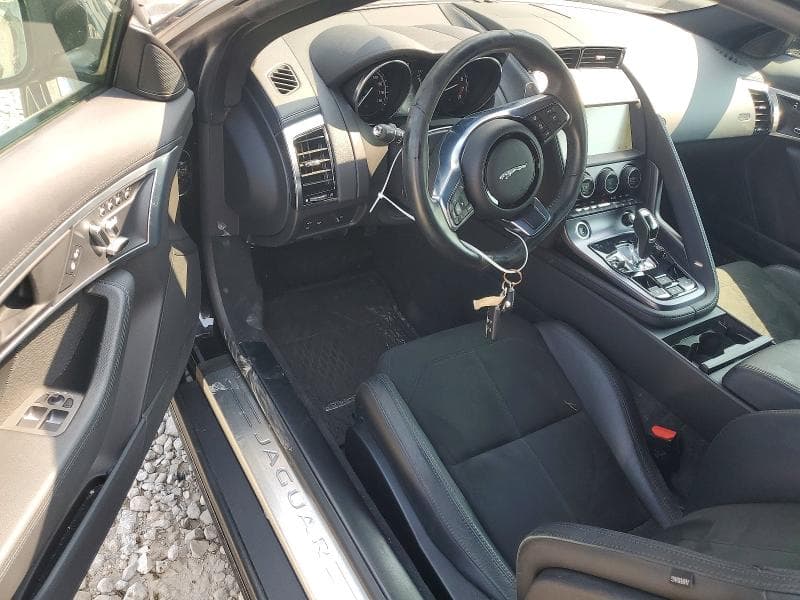 2019 JAGUAR F-TYPE 8