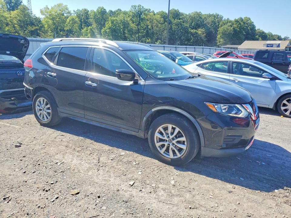 2018 NISSAN ROGUE SV 4
