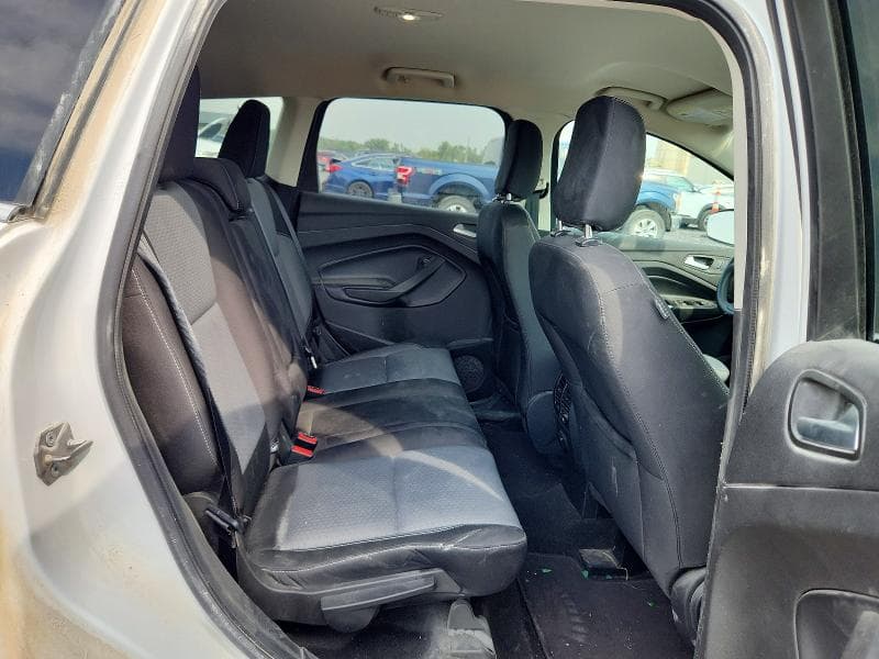 2019 FORD ESCAPE SE 11