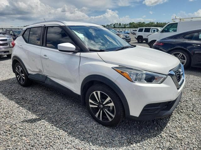 2018 NISSAN KICKS S 4
