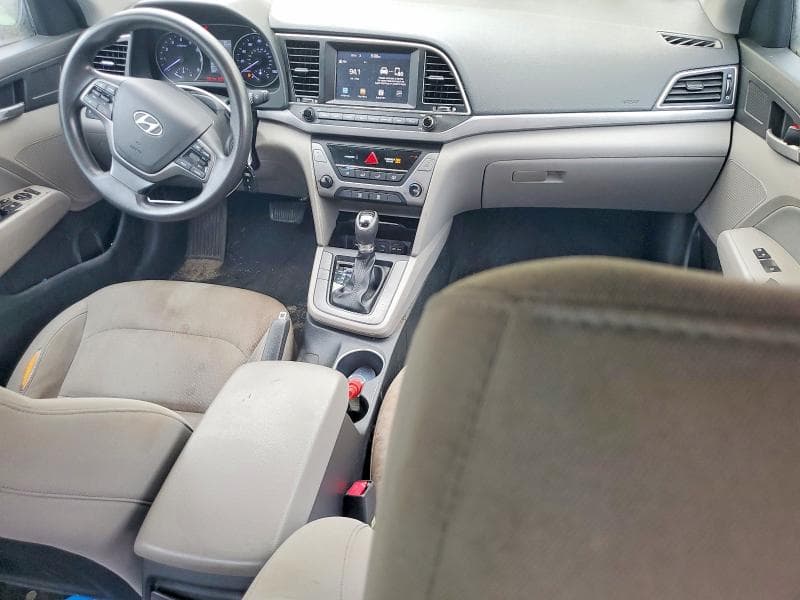 2017 HYUNDAI ELANTRA SE 8