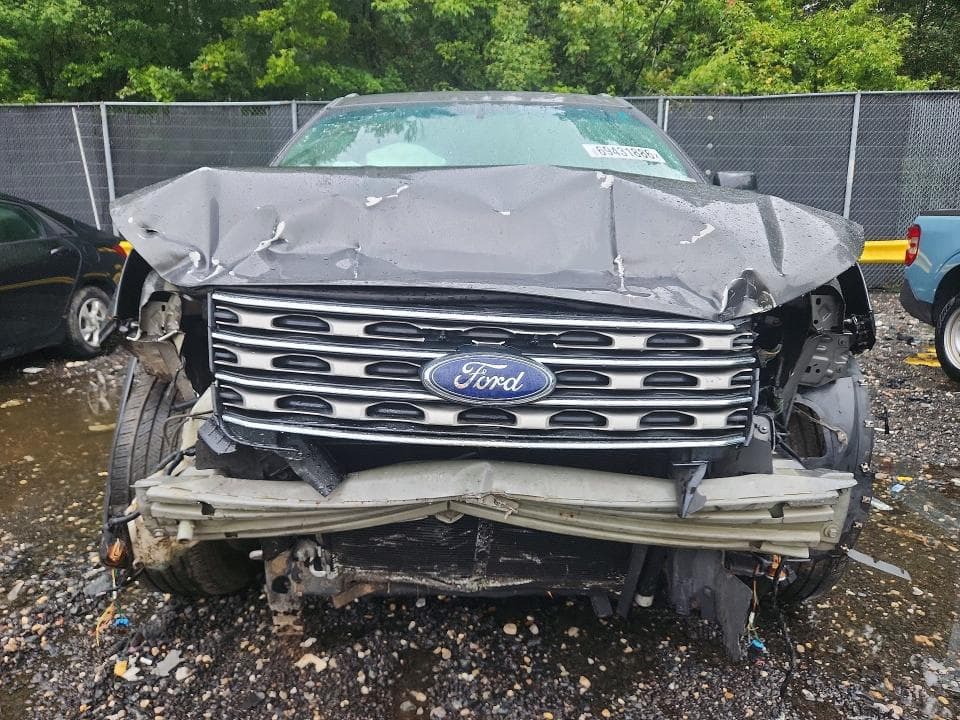 2017 FORD EXPLORER XLT 5