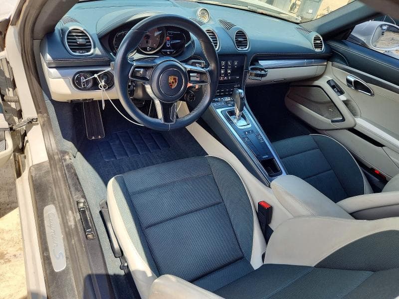 2018 PORSCHE CAYMAN S 8