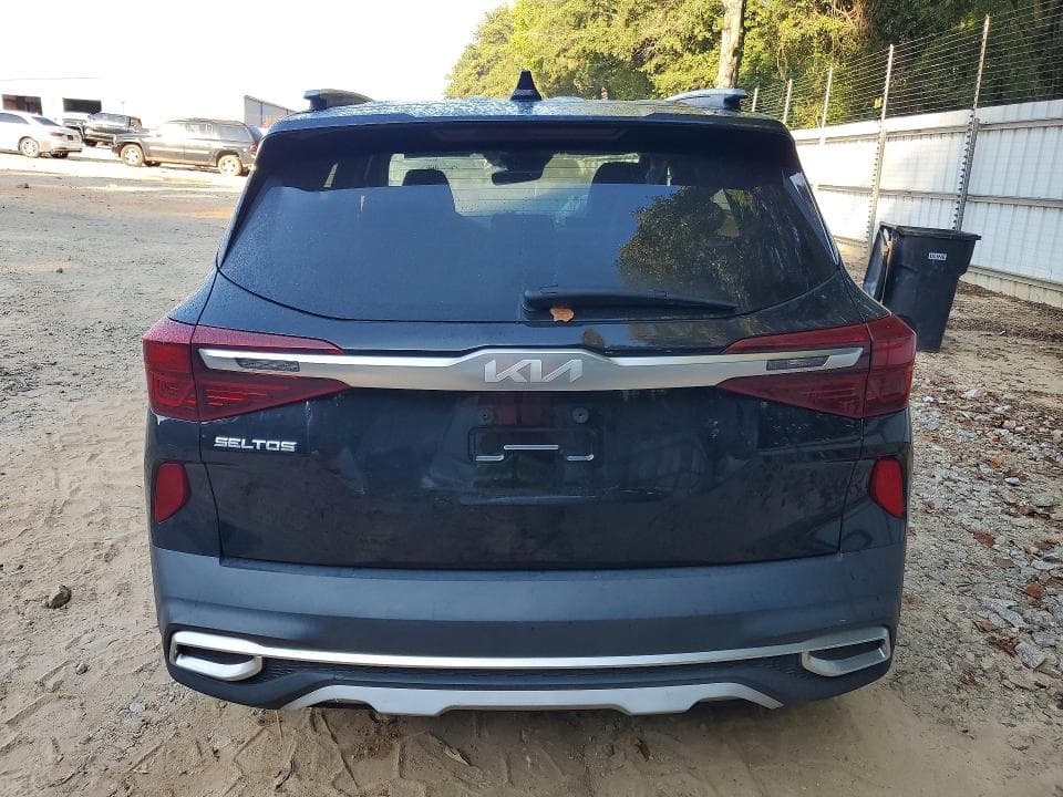 2023 KIA SELTOS S 6