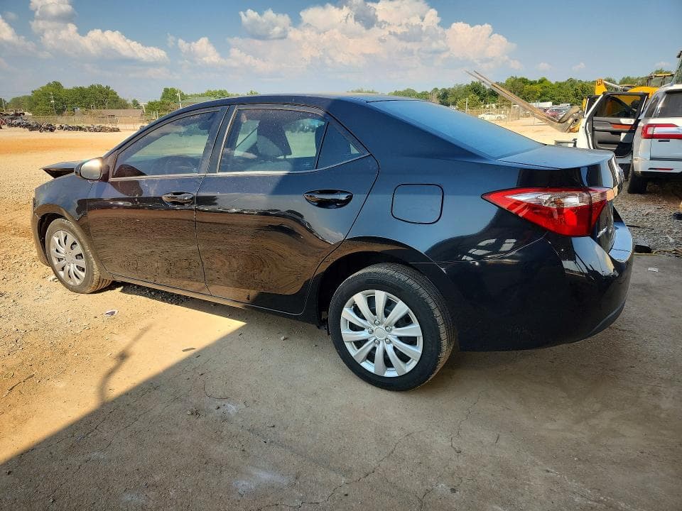 2017 TOYOTA COROLLA LE 2