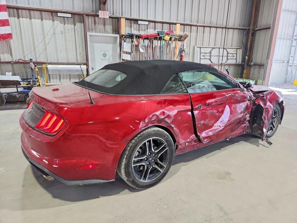 2021 FORD MUSTANG 3