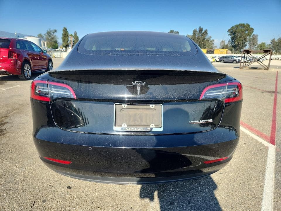 2018 TESLA MODEL 3 6
