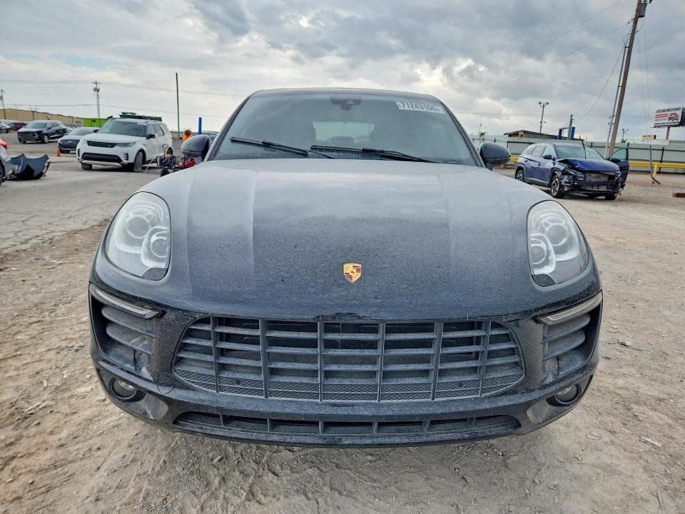 2017 PORSCHE MACAN 5