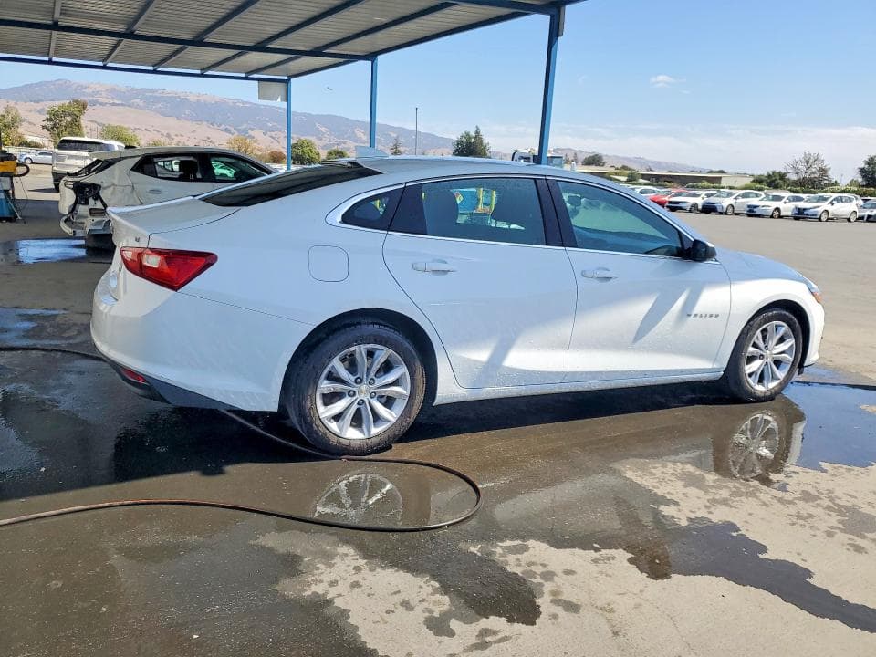 2023 CHEVROLET MALIBU LT 3