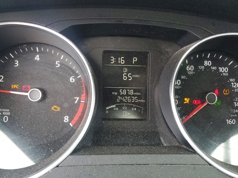 2018 VOLKSWAGEN JETTA S 9