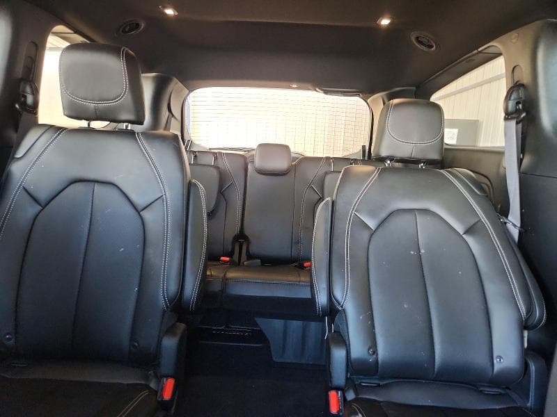2027 CHRYSLER PACIFICA SELECT 10