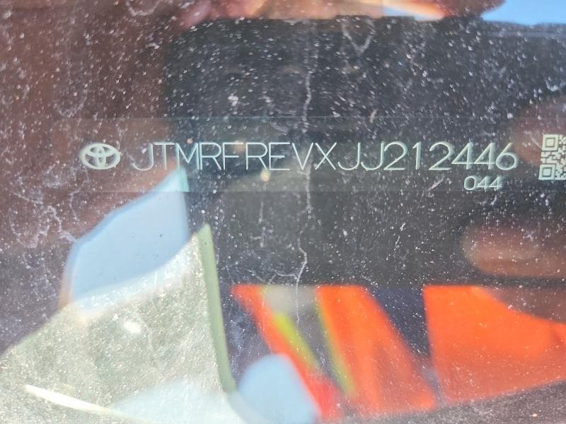2018 TOYOTA RAV4 XLE 13