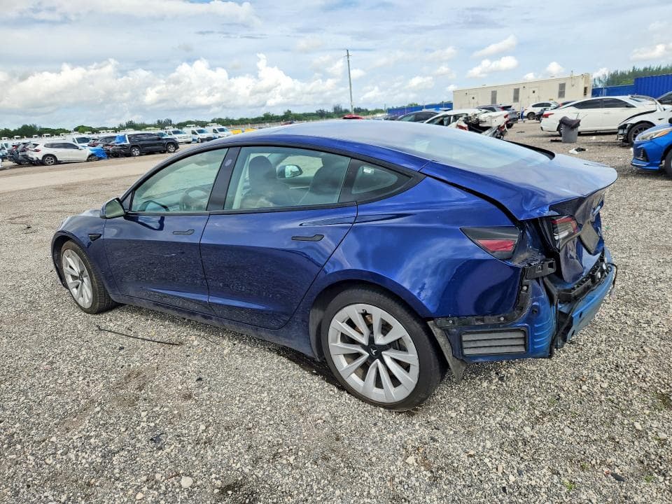 2022 TESLA MODEL 3 2