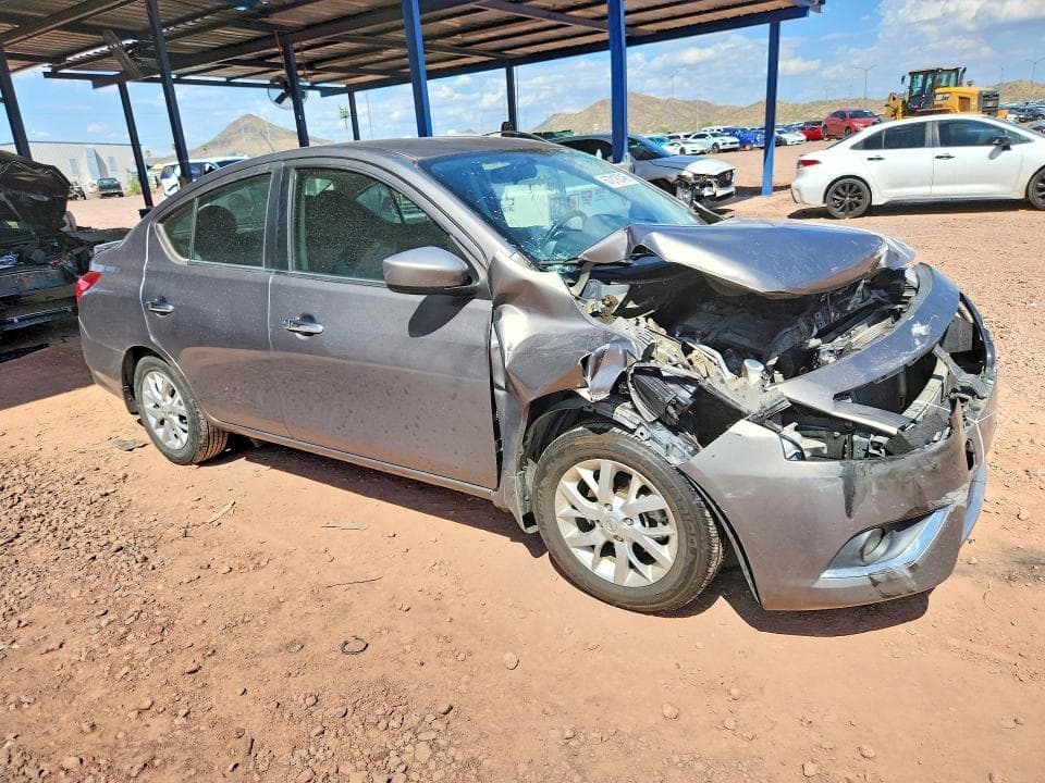 2017 NISSAN VERSA 1.6 S 4