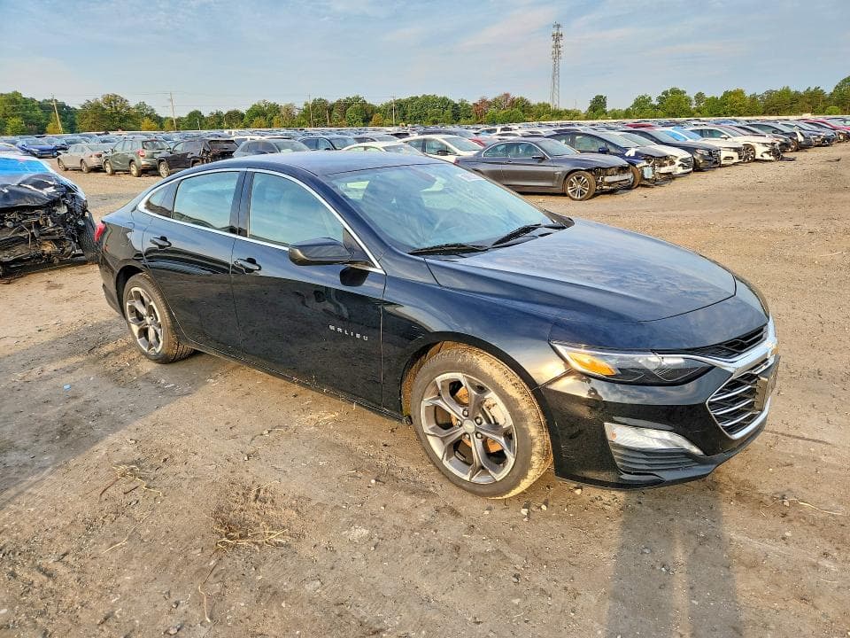 2022 CHEVROLET MALIBU LT 4