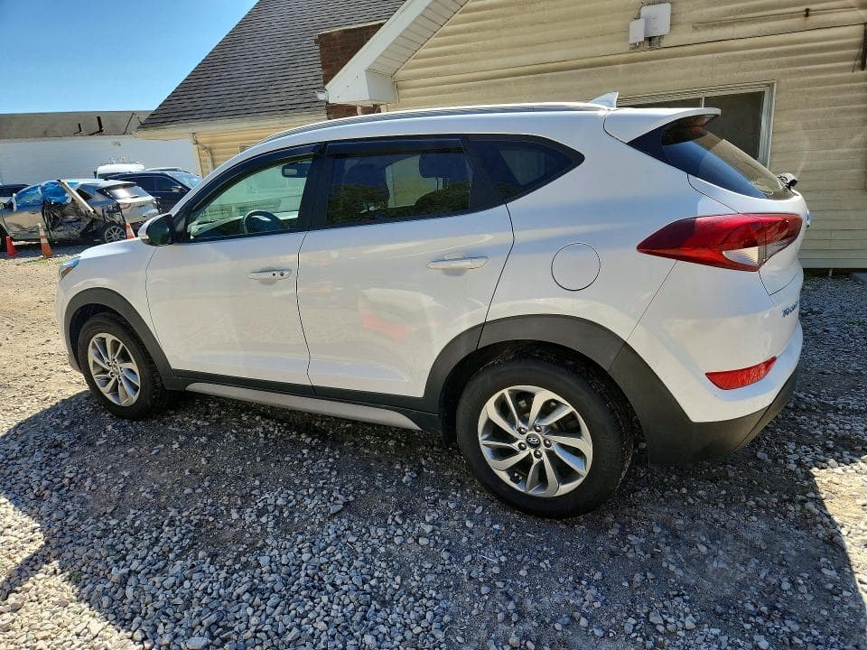 2017 HYUNDAI TUCSON SE PLUS 2