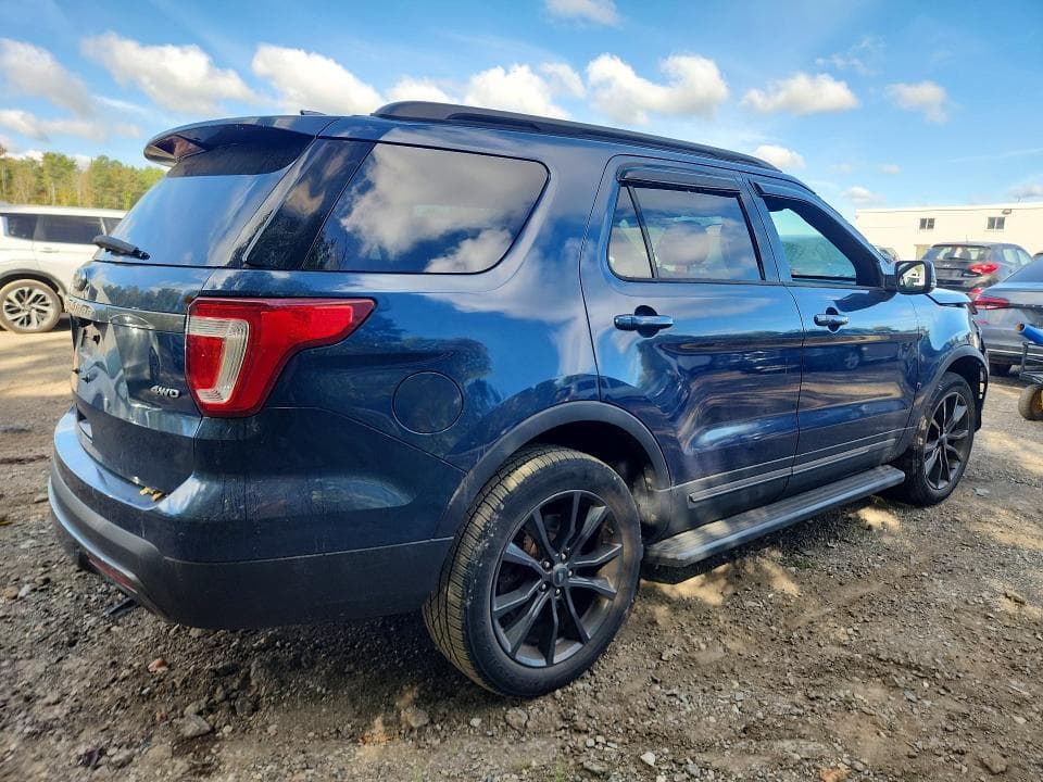 2017 FORD EXPLORER XLT 3