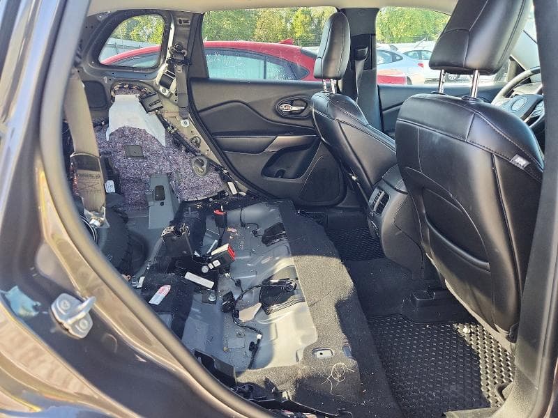 2019 JEEP CHEROKEE LATITUDE PLUS 11