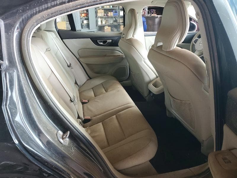 2024 VOLVO S60 PLUS 10