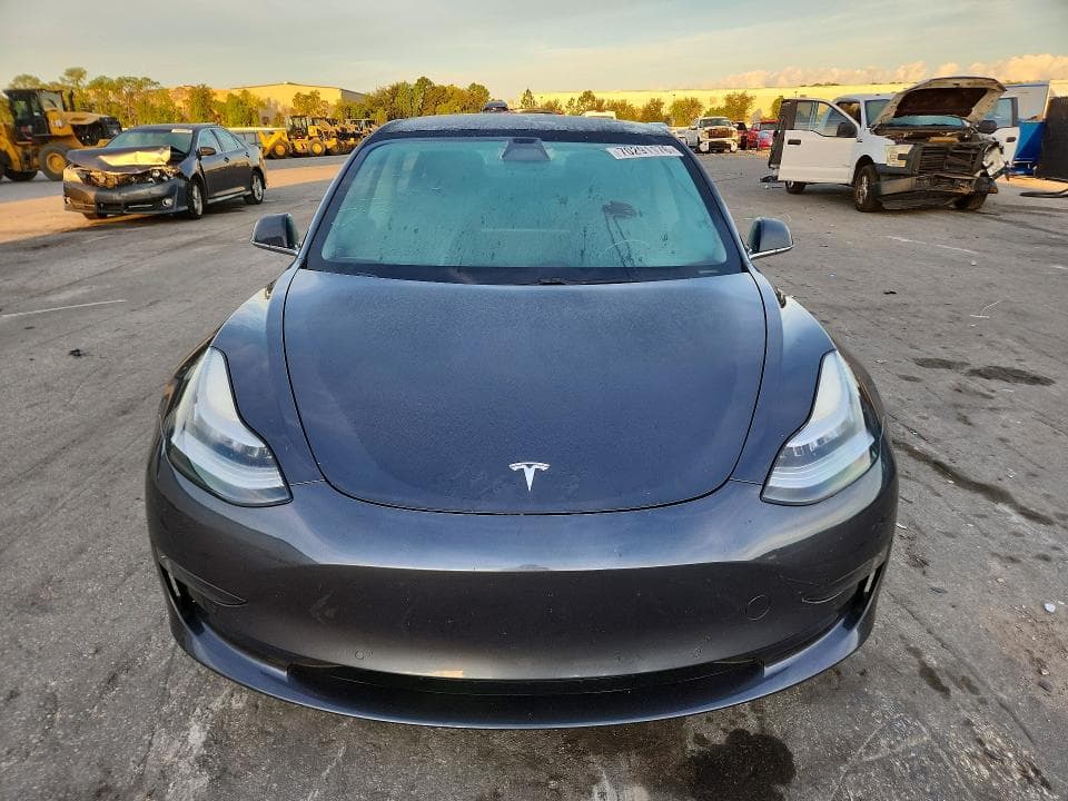 2020 TESLA MODEL 3 5