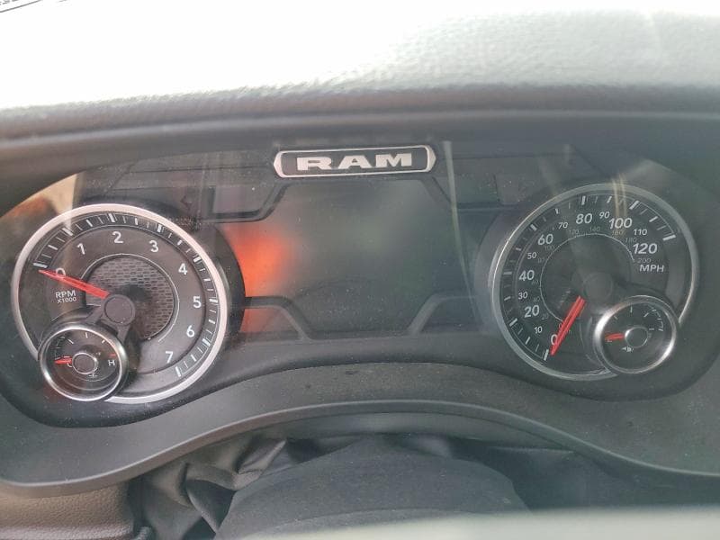 2025 RAM 1500 BIG HORN 9