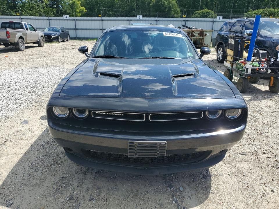 2019 DODGE CHALLENGER SXT 5